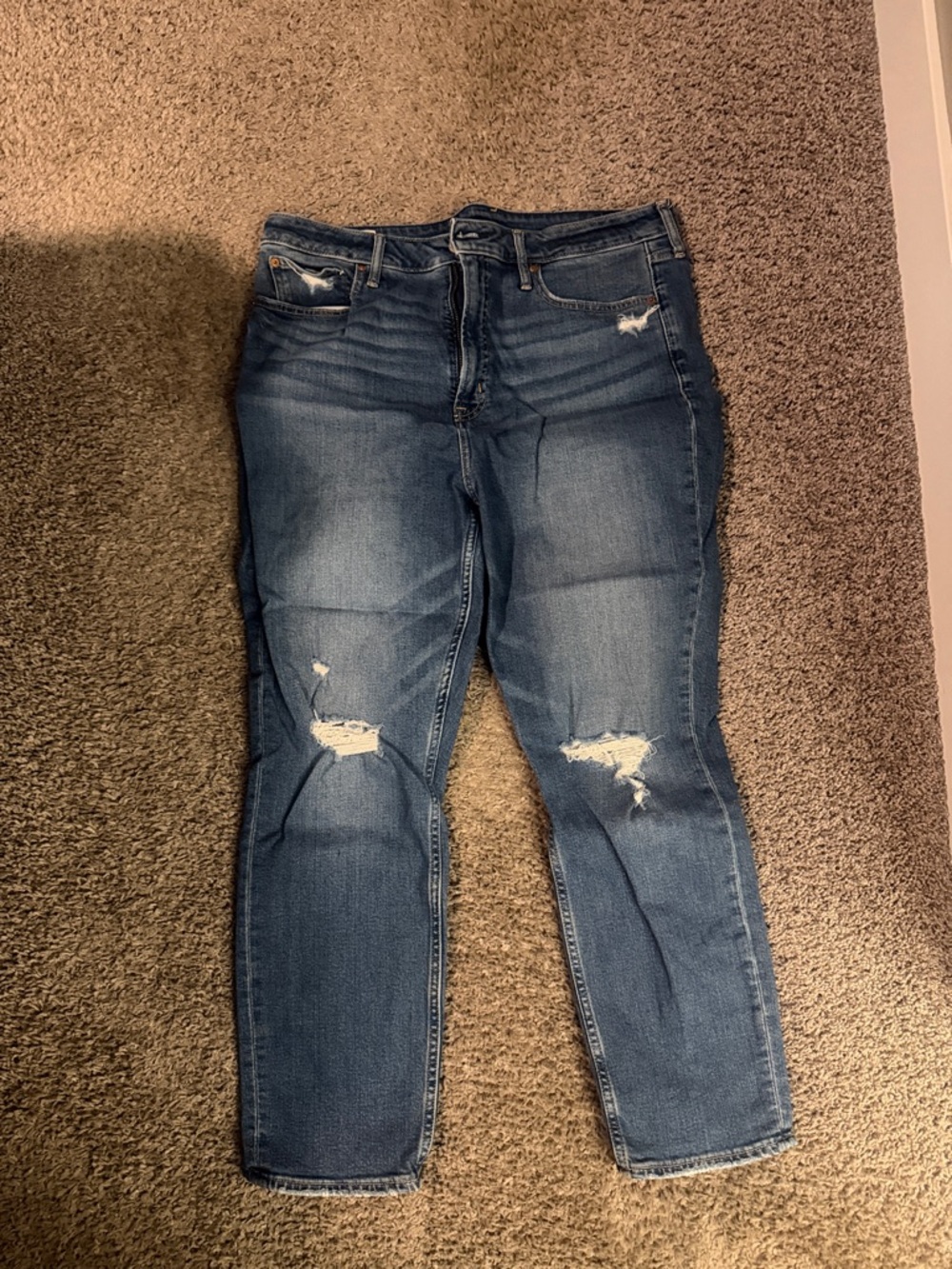 GAP Distressed Boyfriend Jeans in Medium Blue